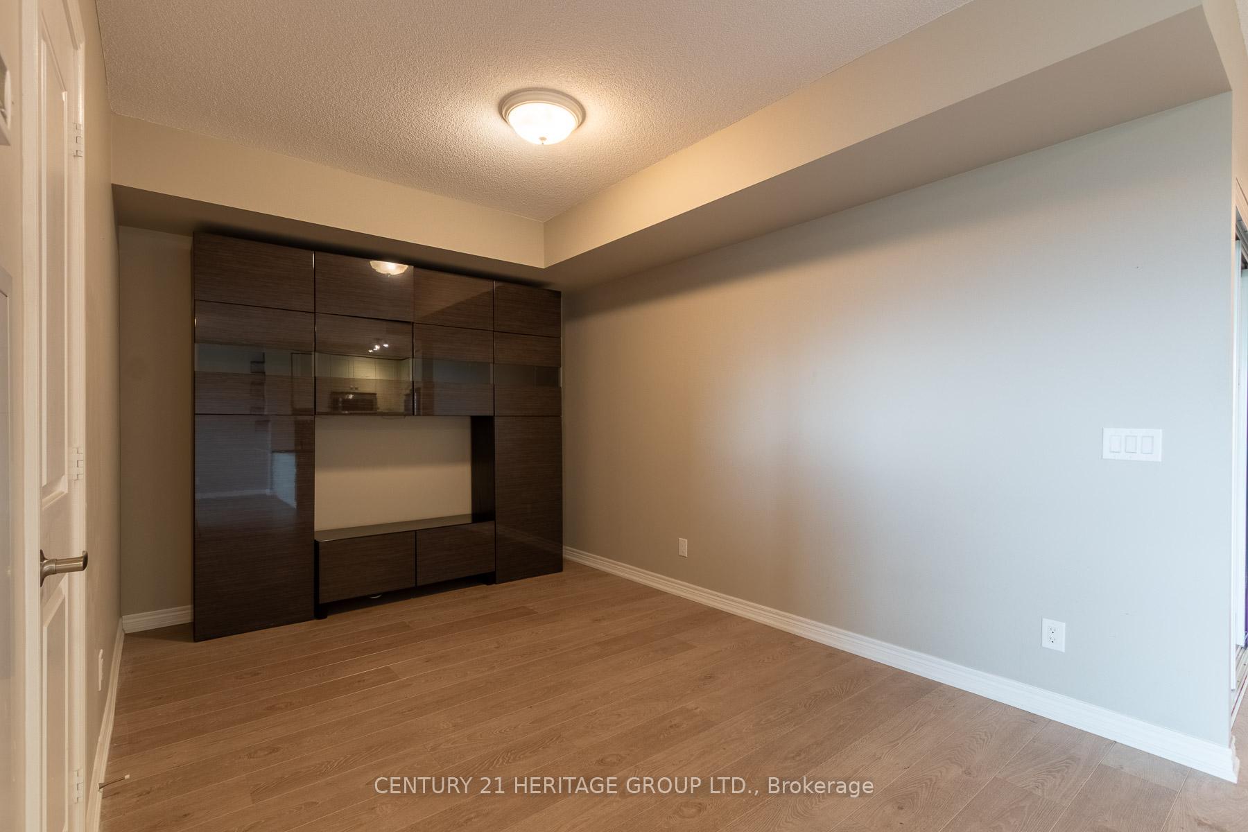 Photo 12 of Unit 615, 9245 Jane Street, Vaughan, Maple — HOMEH