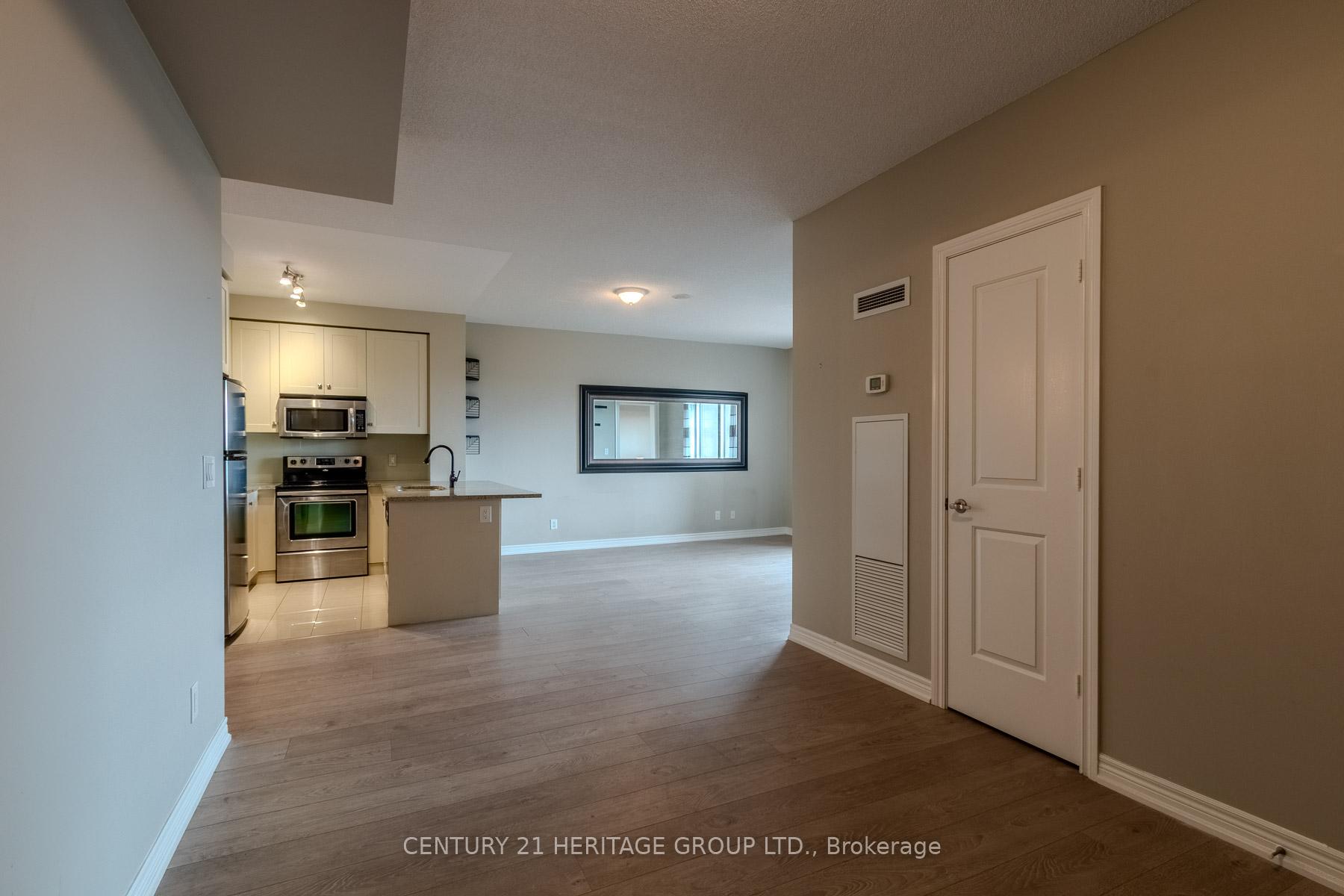 Photo 14 of Unit 615, 9245 Jane Street, Vaughan, Maple — HOMEH