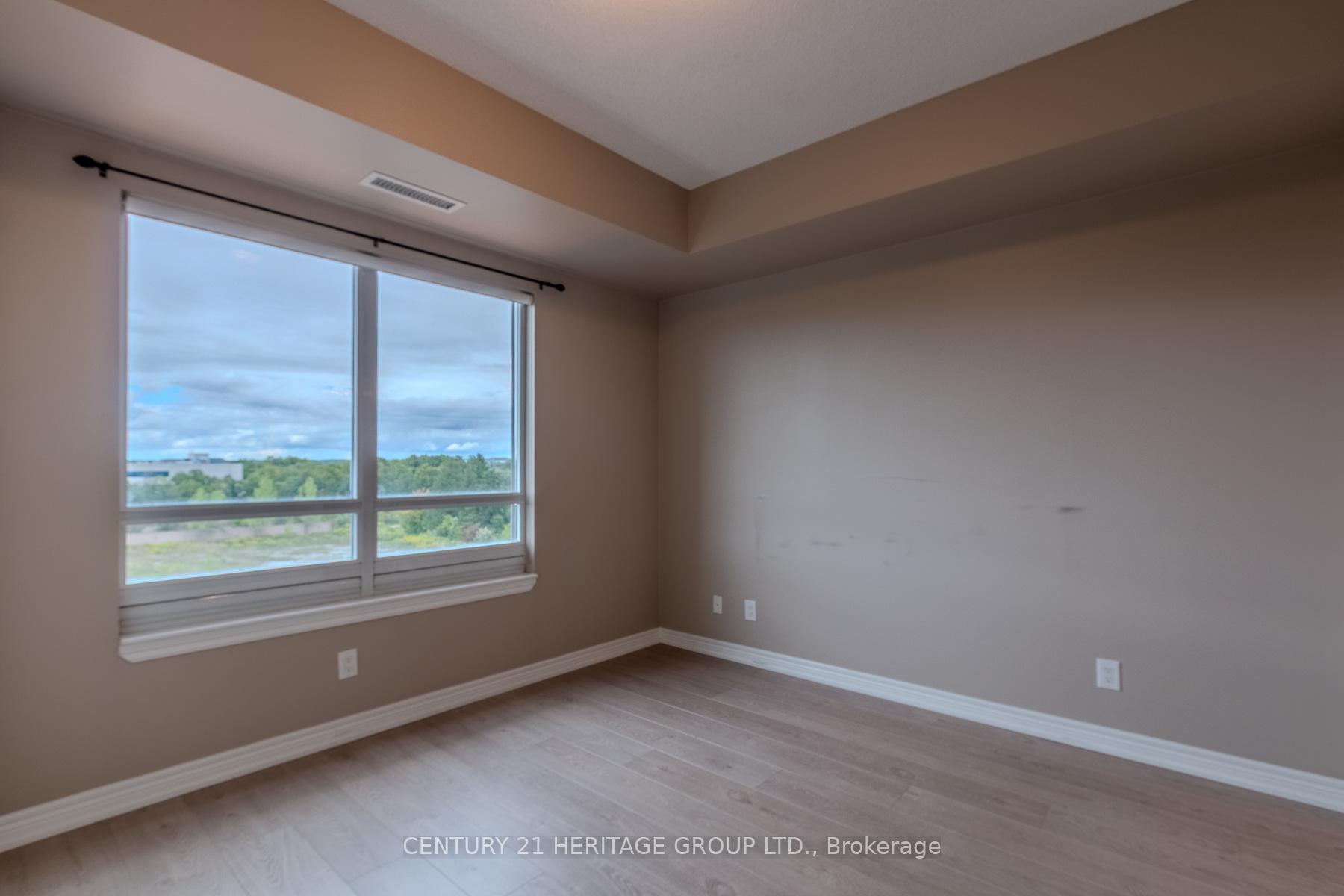 Photo 23 of Unit 615, 9245 Jane Street, Vaughan, Maple — HOMEH
