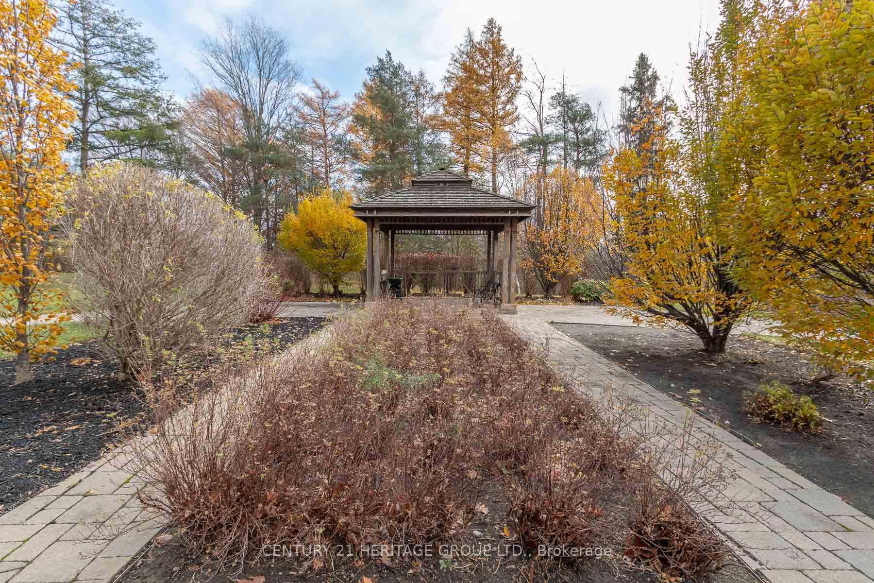 Photo 35 of Unit 615, 9245 Jane Street, Vaughan, Maple — HOMEH