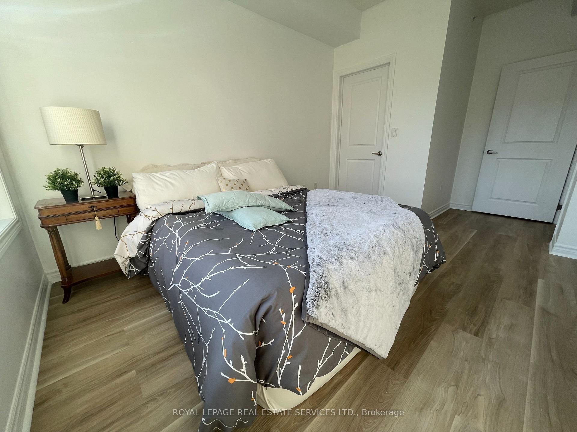 Photo 8 of Unit 109, 35 Southshore Crescent, Hamilton, Stoney Creek — HOMEH