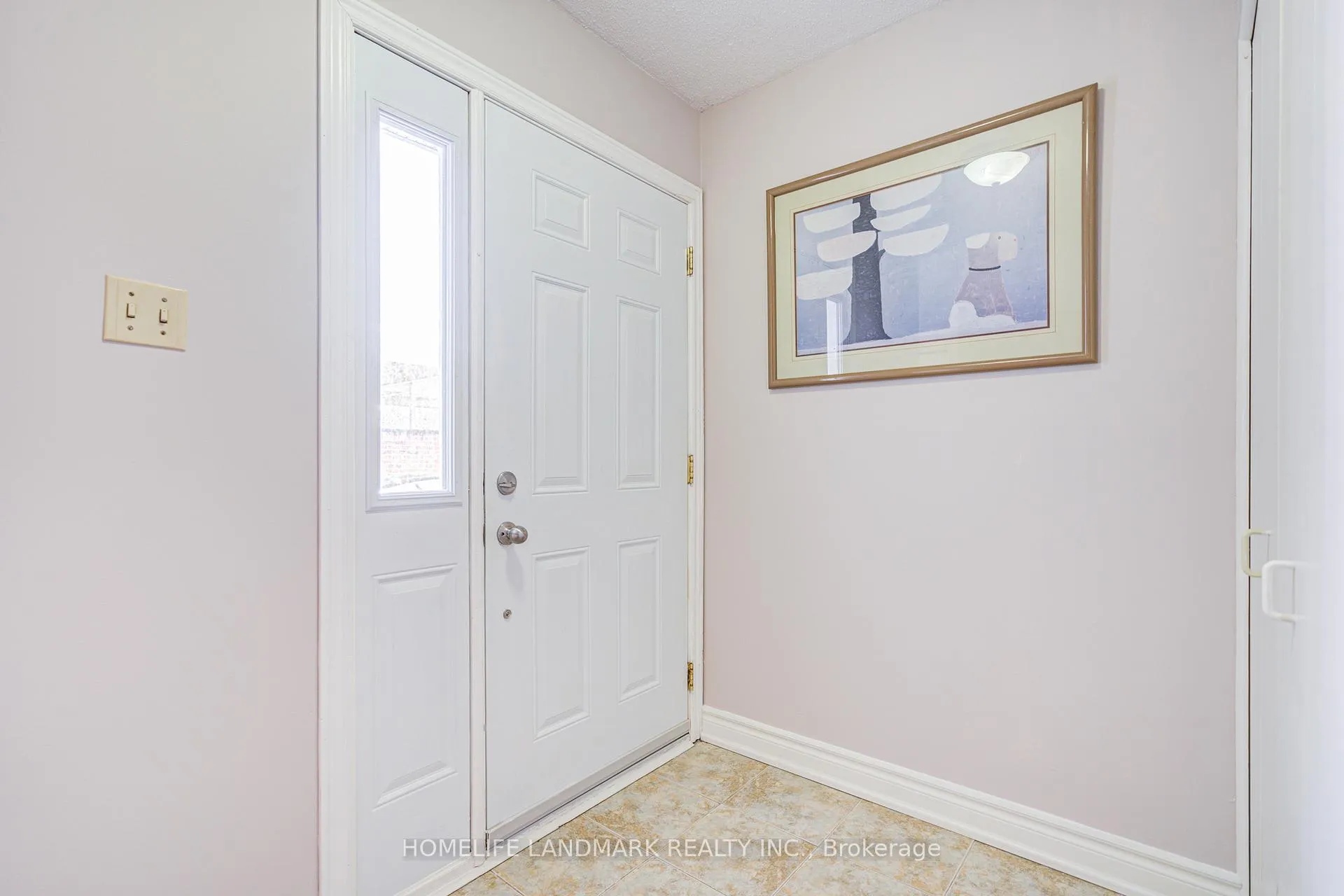 Photo 1 of Unit 2, 401 Keats Way, Waterloo — HOMEH