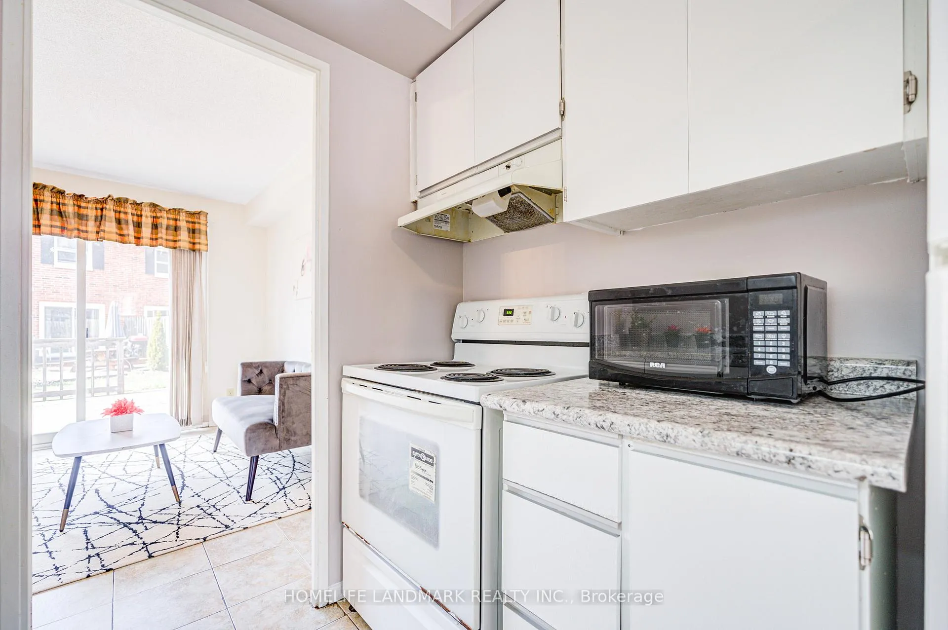 Photo 14 of Unit 2, 401 Keats Way, Waterloo — HOMEH