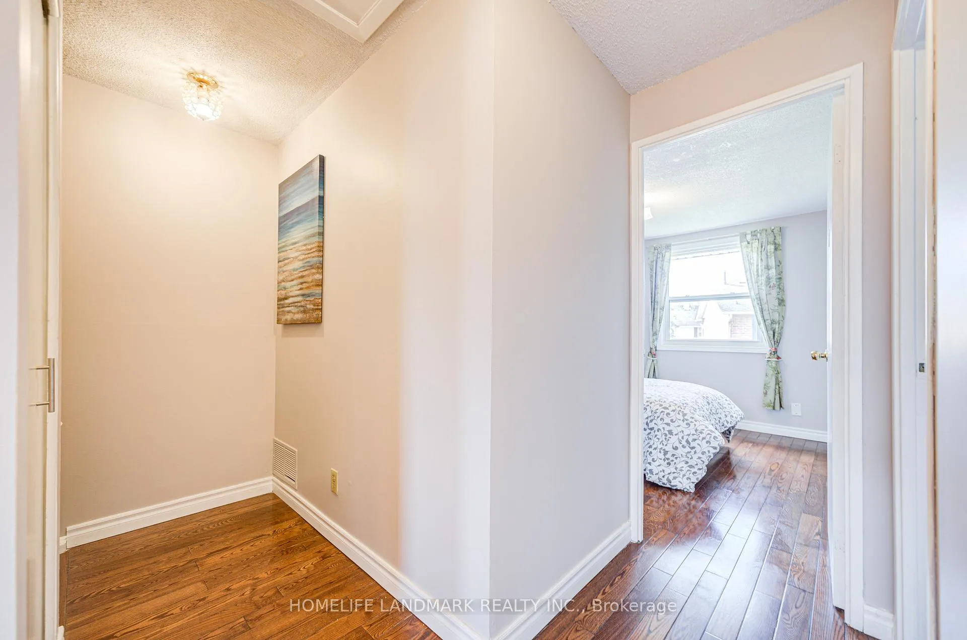 Photo 23 of Unit 2, 401 Keats Way, Waterloo — HOMEH