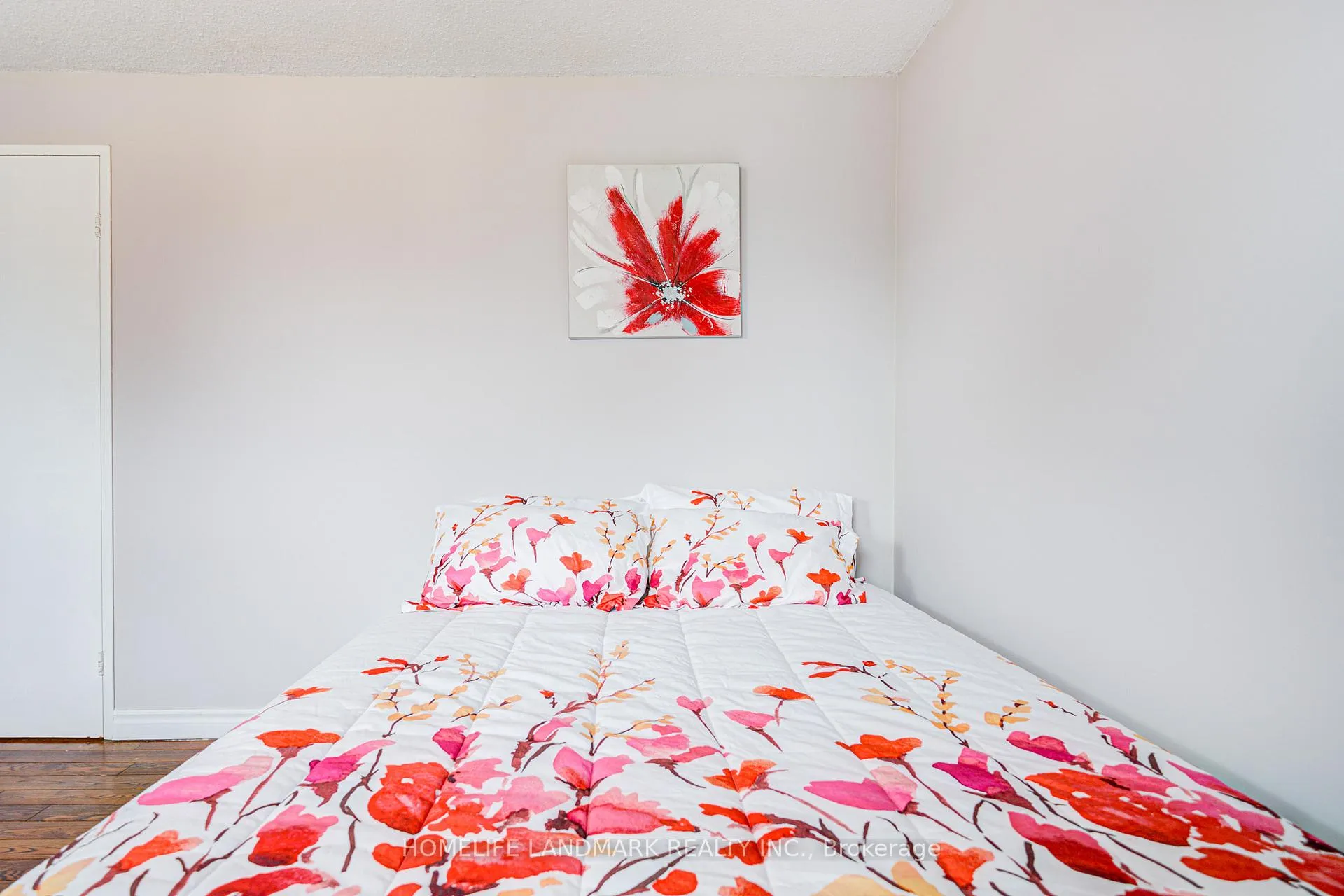 Photo 26 of Unit 2, 401 Keats Way, Waterloo — HOMEH