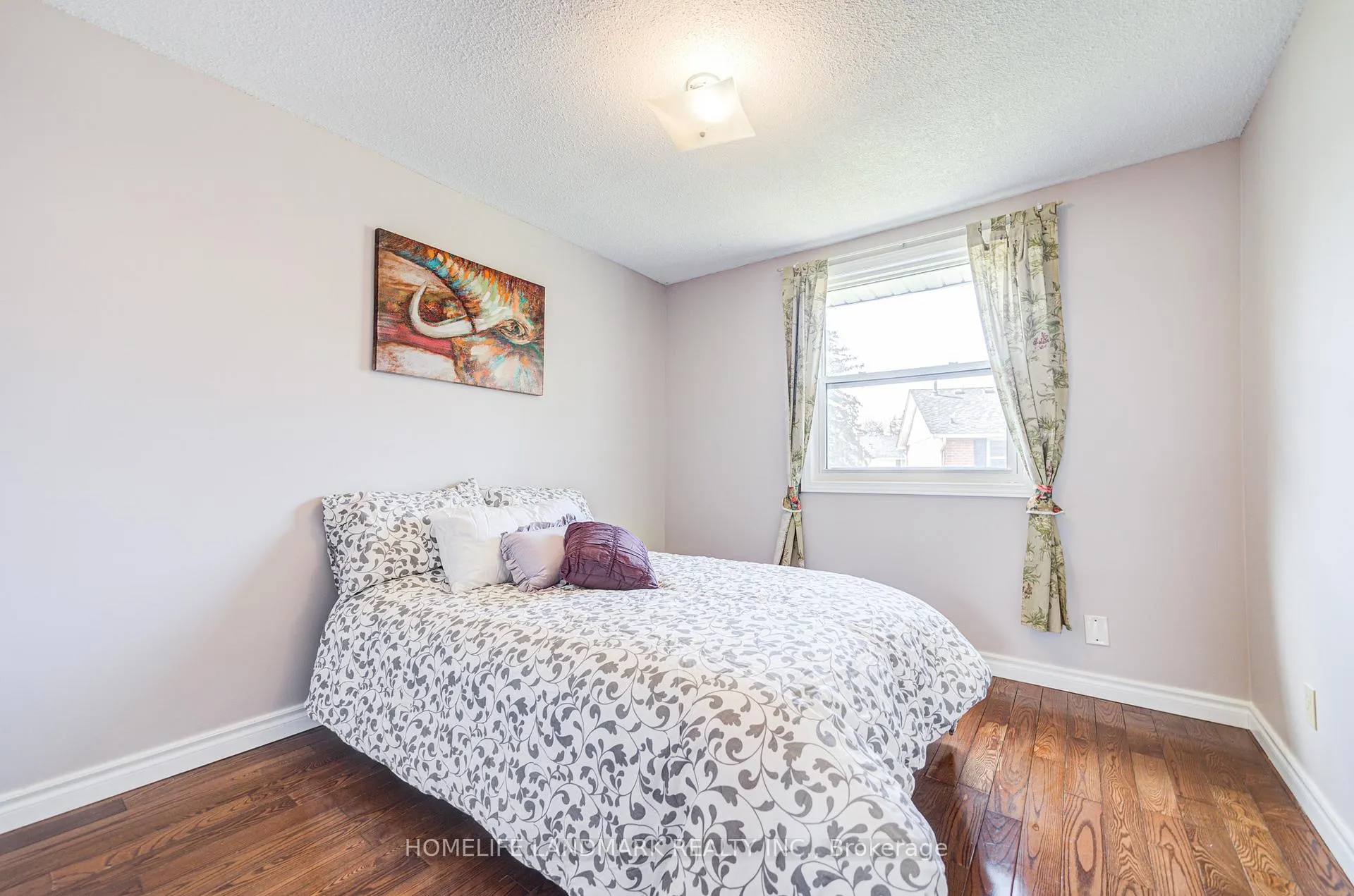 Photo 33 of Unit 2, 401 Keats Way, Waterloo — HOMEH