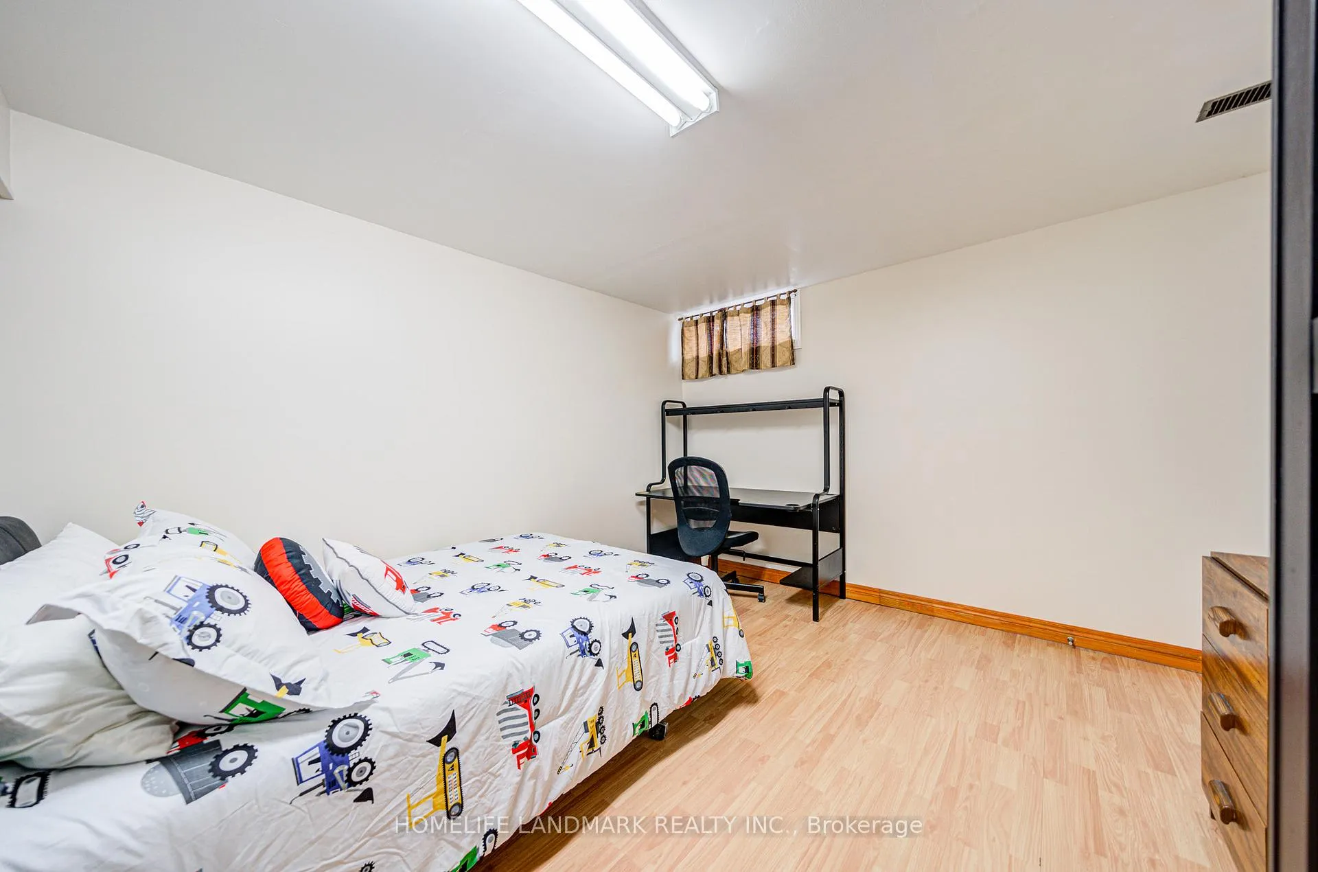Photo 40 of Unit 2, 401 Keats Way, Waterloo — HOMEH