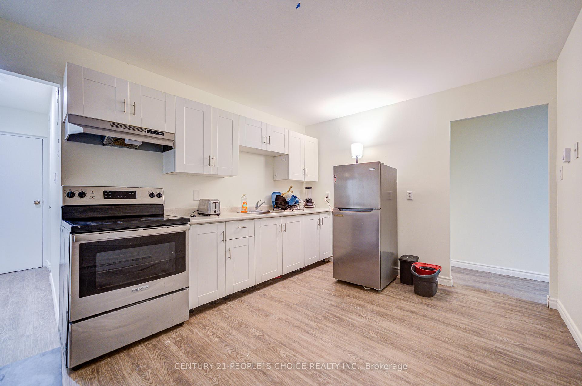 Photo 38 of Unit 2, 101 Westmount Road, Waterloo, Beechwood — HOMEH