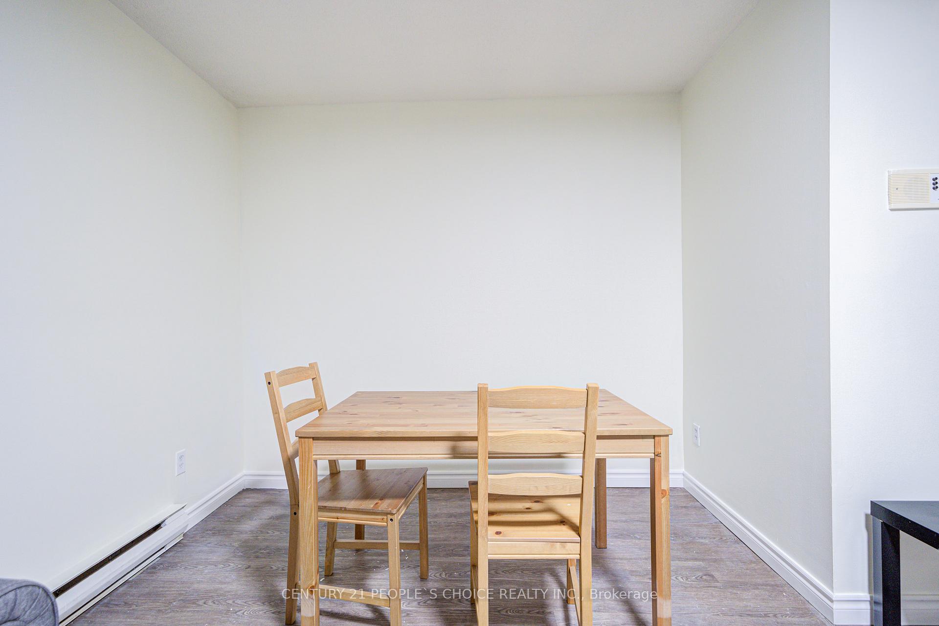 Photo 71 of Unit 2, 101 Westmount Road, Waterloo, Beechwood — HOMEH