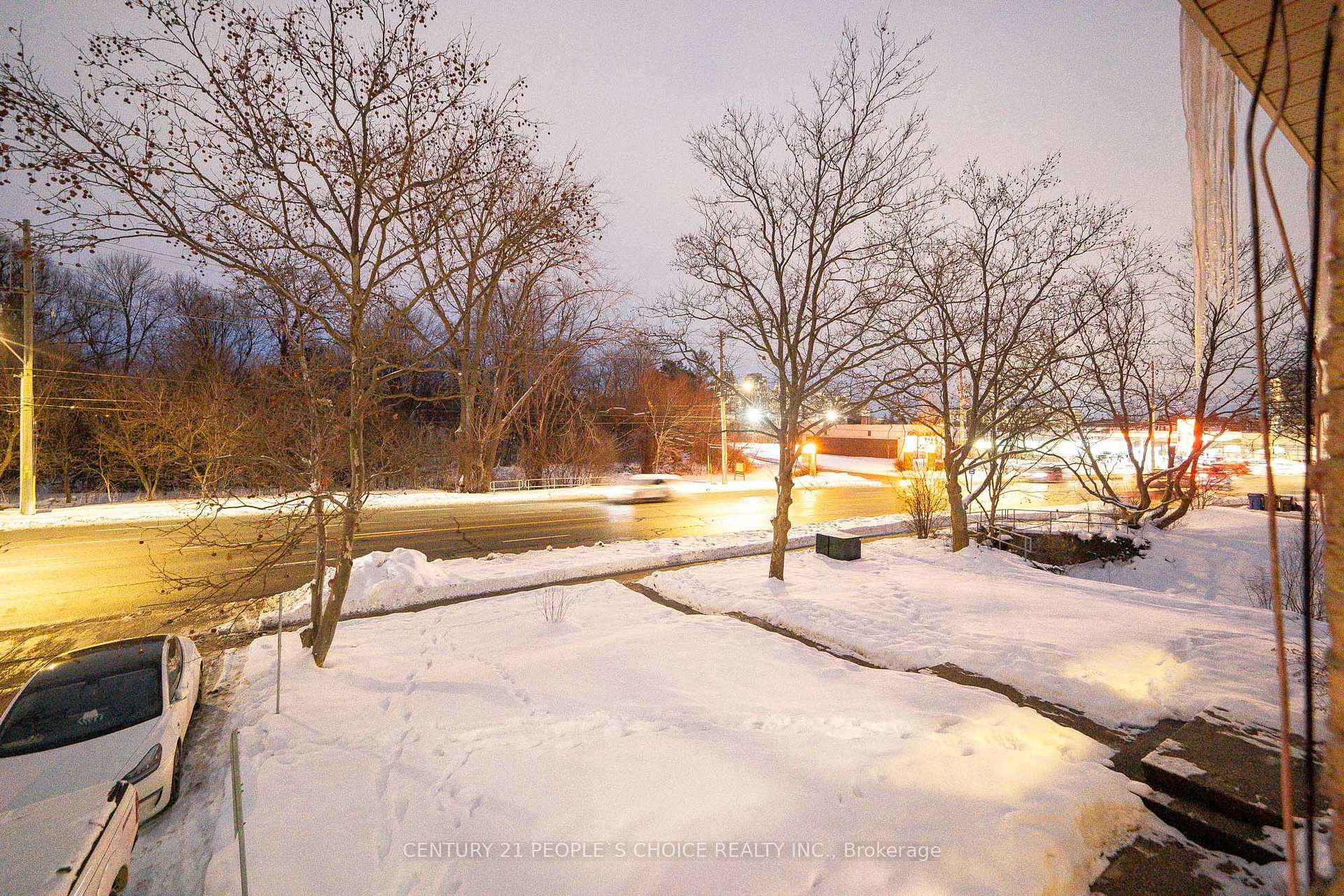 Photo 77 of Unit 2, 101 Westmount Road, Waterloo, Beechwood — HOMEH