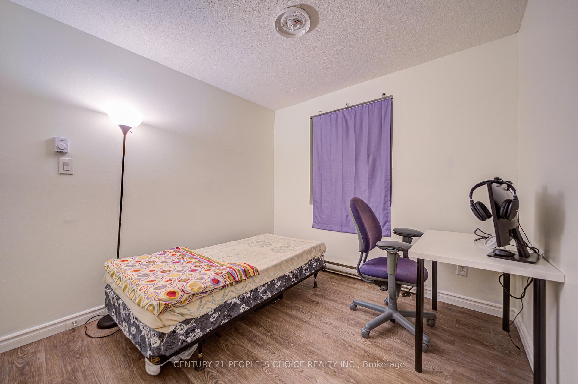 Photo 16 of Unit 2, 101 Westmount Road, Waterloo, Beechwood — HOMEH