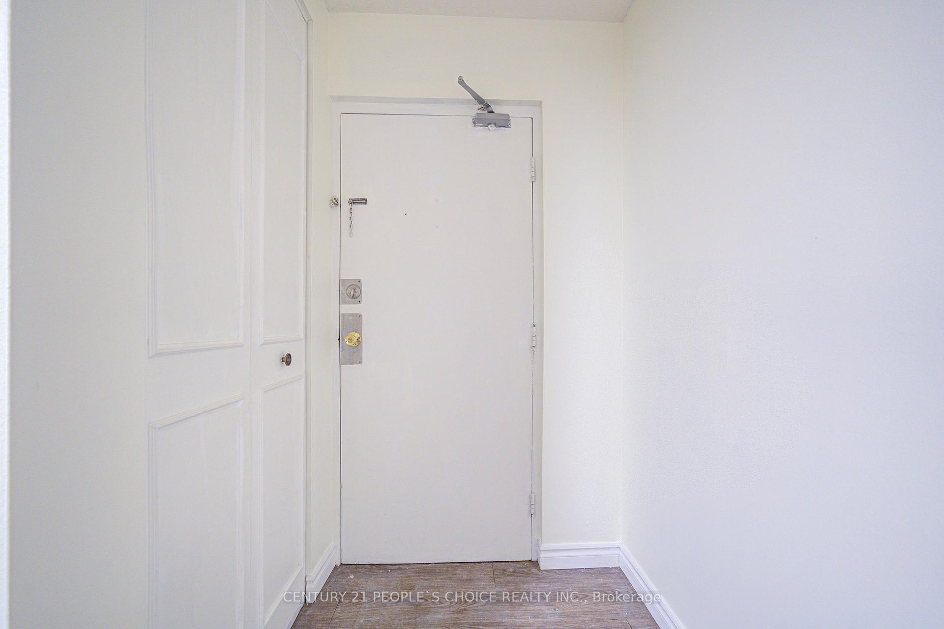 Photo 48 of Unit 2, 101 Westmount Road, Waterloo, Beechwood — HOMEH