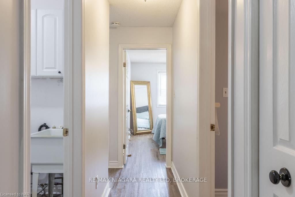 Photo 10 of Unit 110, 2 Walnut Street, St. Catharines, Oakdale — HOMEH