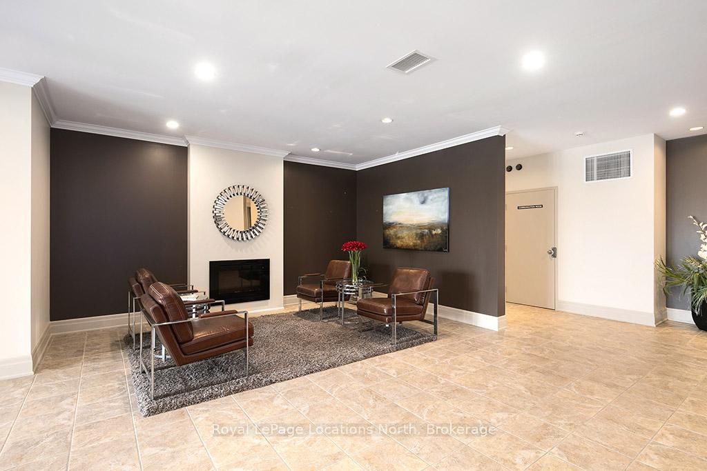 Photo 3 of Unit 203, 25 Beaver Street S, Blue Mountains — HOMEH
