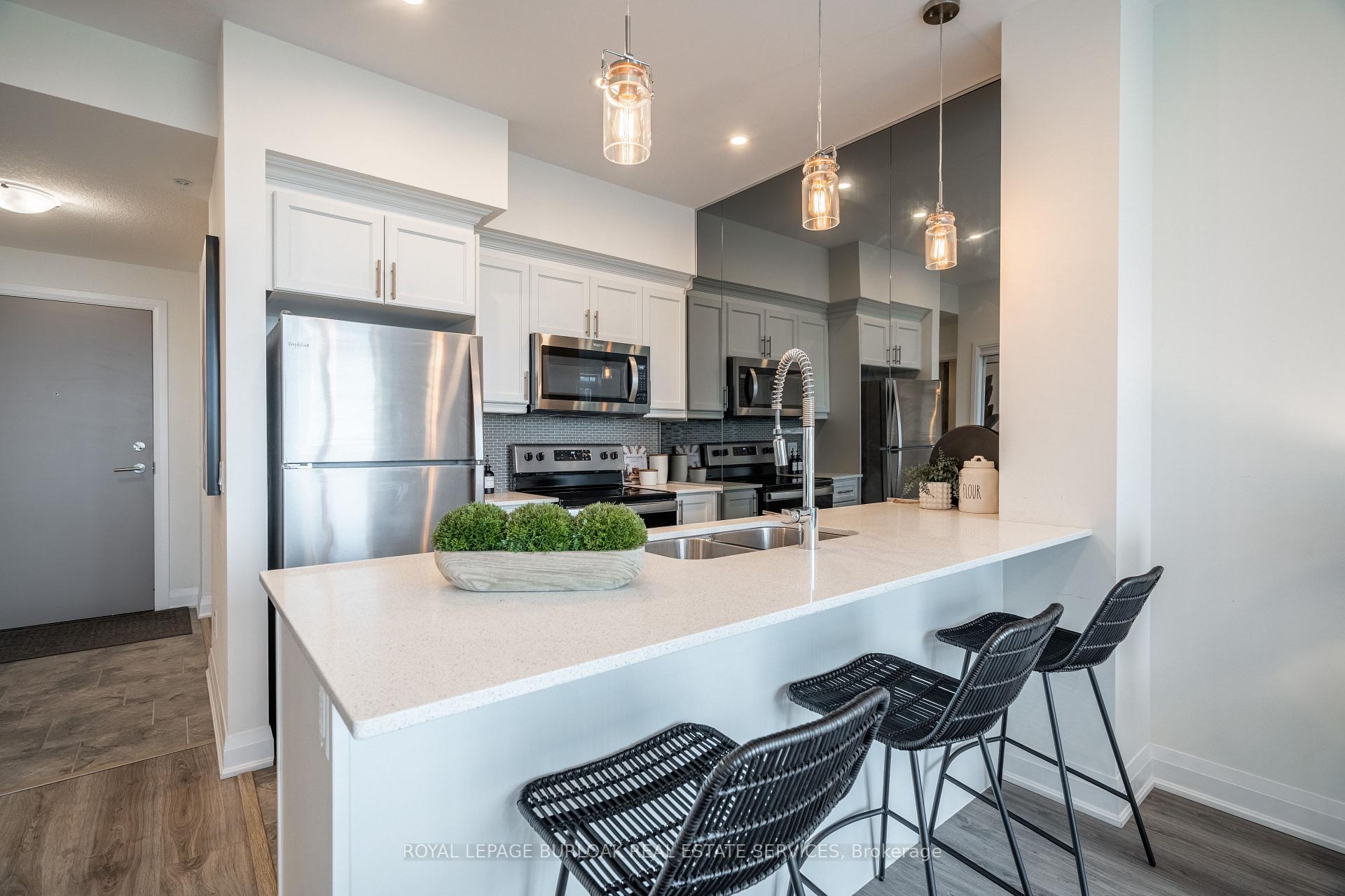 Photo 8 of Unit 426, 16 Concord Place, Grimsby, Grimsby Beach — HOMEH