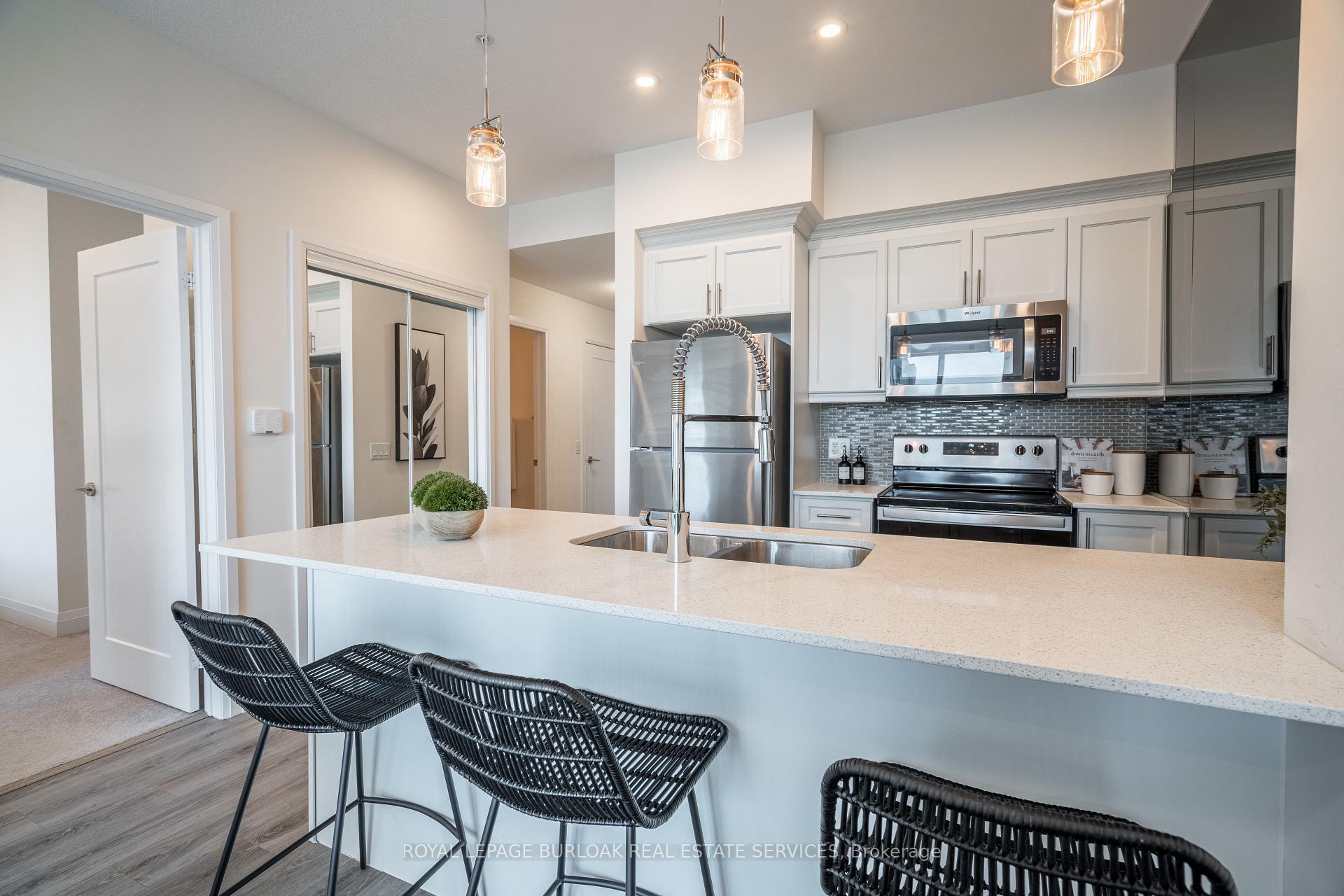 Photo 10 of Unit 426, 16 Concord Place, Grimsby, Grimsby Beach — HOMEH