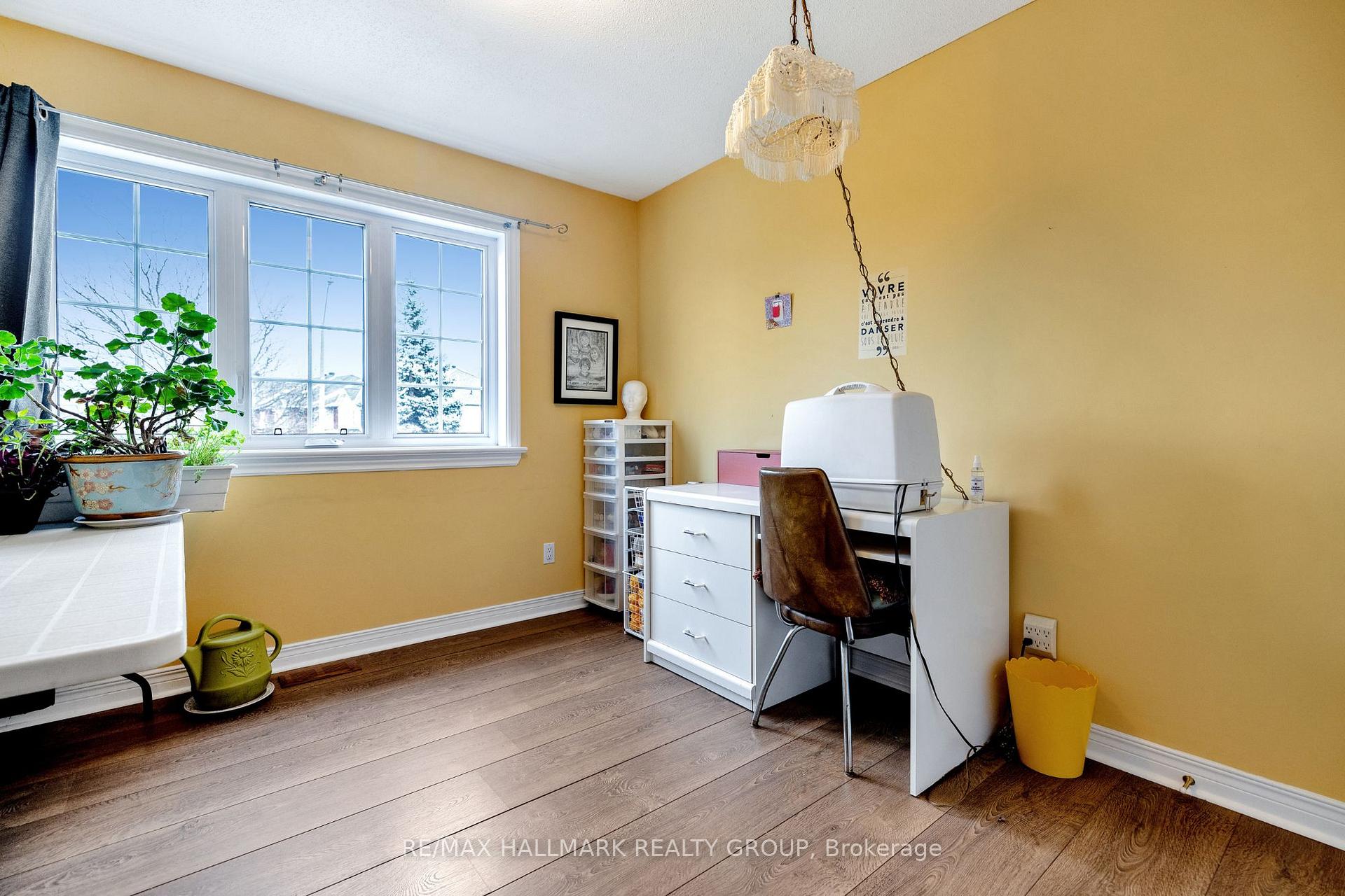 Photo 14 of 1580 Marley Crescent, Ottawa, Carson Grove — HOMEH