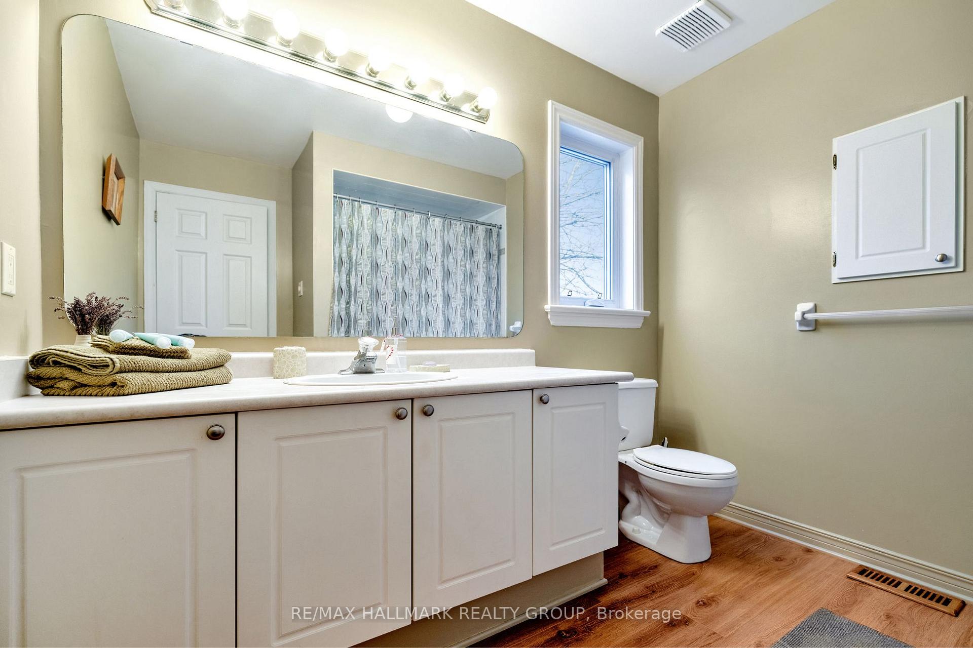 Photo 16 of 1580 Marley Crescent, Ottawa, Carson Grove — HOMEH
