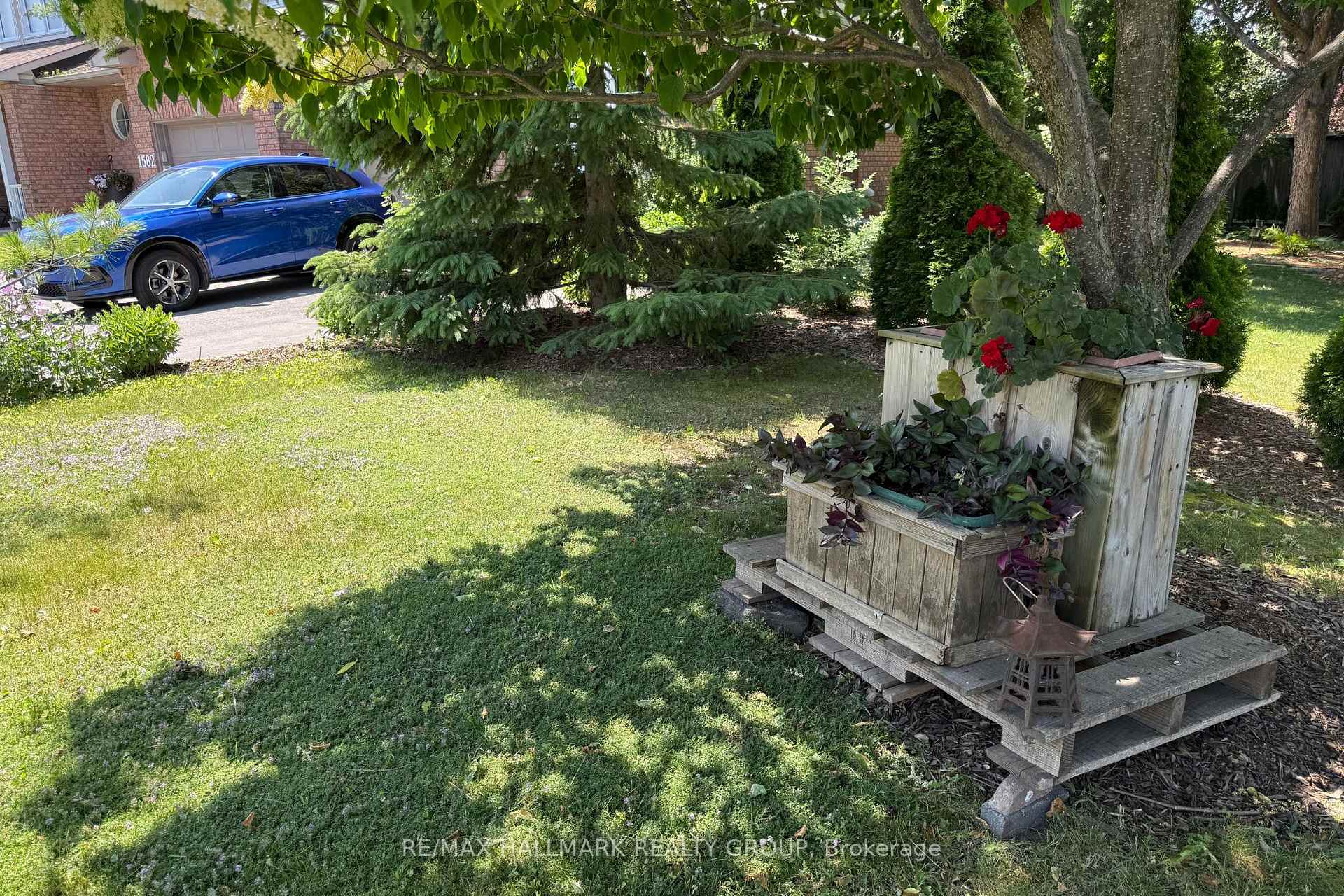 Photo 26 of 1580 Marley Crescent, Ottawa, Carson Grove — HOMEH