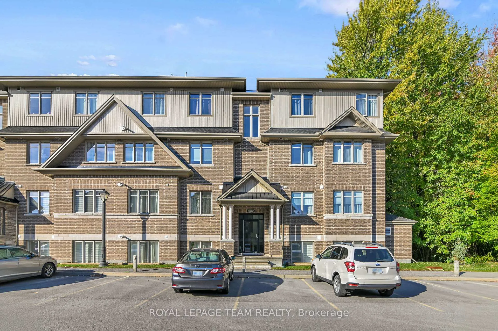 Photo 1 of Unit D, 1030 Beryl Private, Ottawa, Riverside South/Gloucester Glen — HOMEH