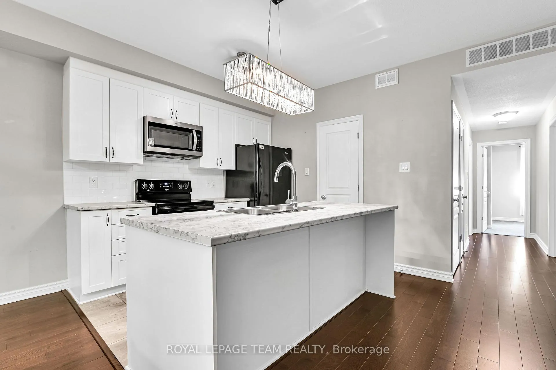 Photo 9 of Unit D, 1030 Beryl Private, Ottawa, Riverside South/Gloucester Glen — HOMEH