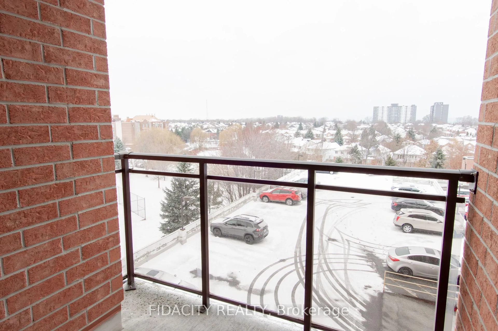 Photo 10 of Unit 6E, 310 Central Park Drive, Ottawa, Central Park — HOMEH