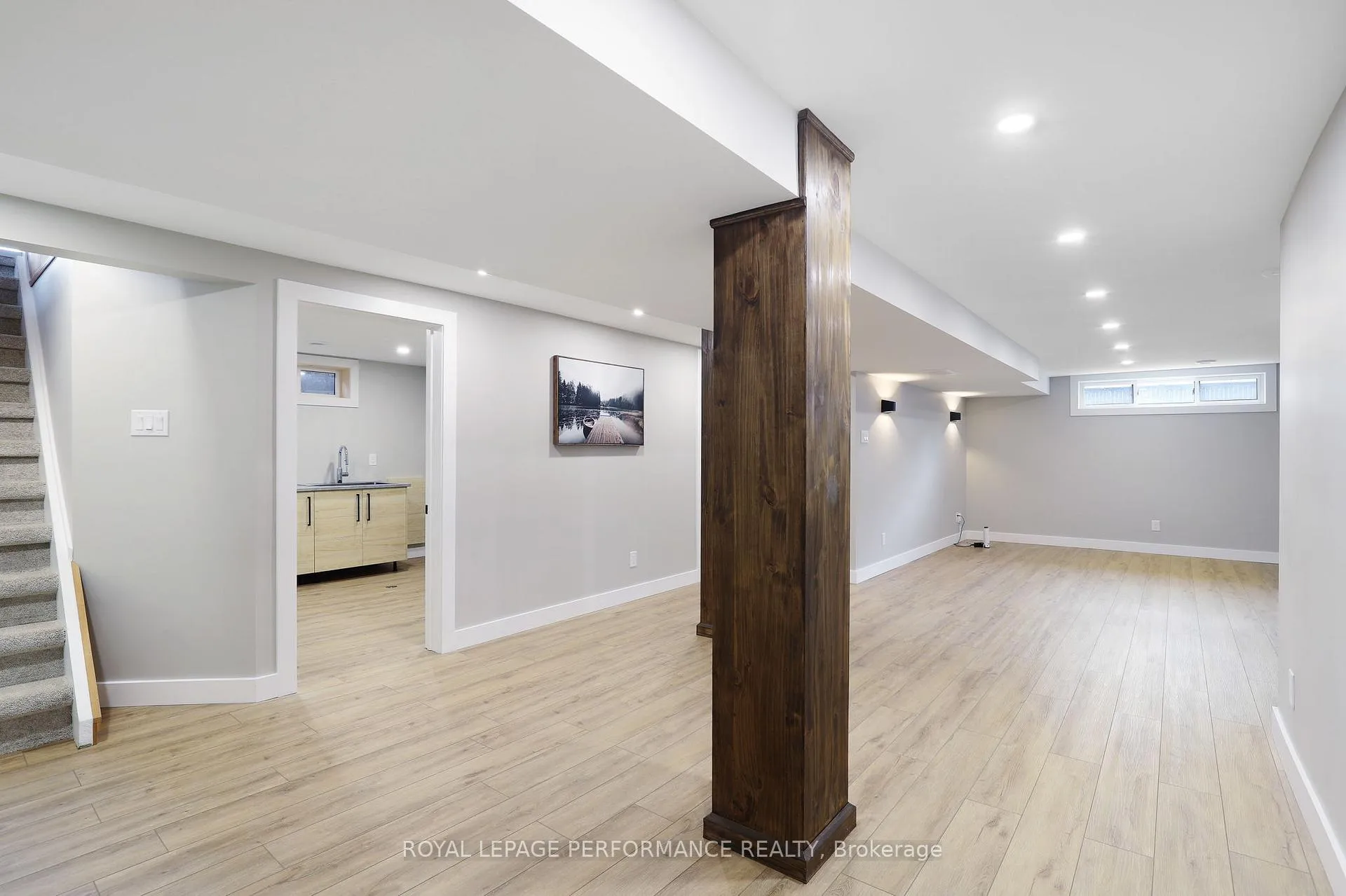 Photo 63 of 2320 Nerta Street, Ottawa, Hawthorne Meadows — HOMEH