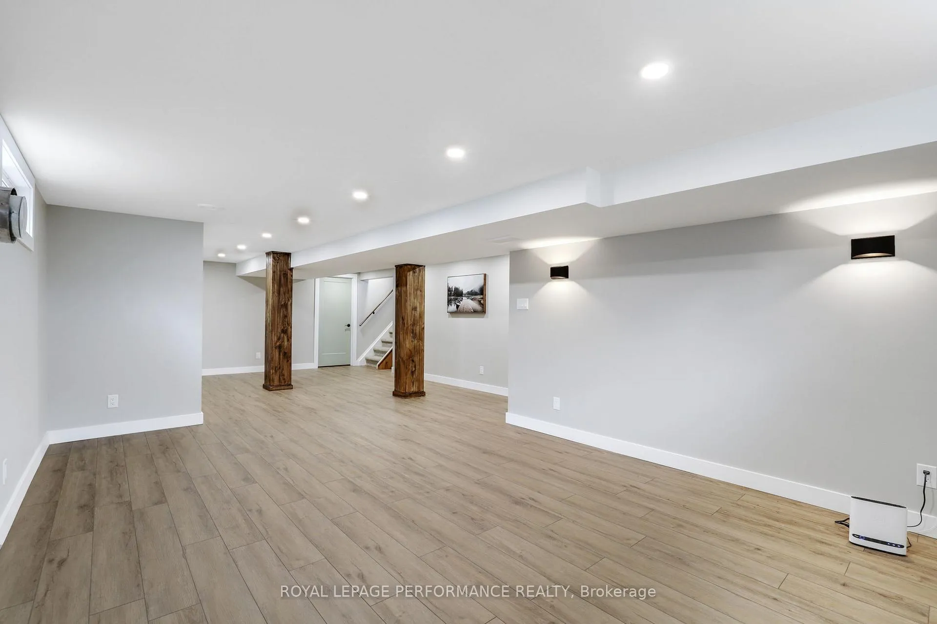 Photo 68 of 2320 Nerta Street, Ottawa, Hawthorne Meadows — HOMEH