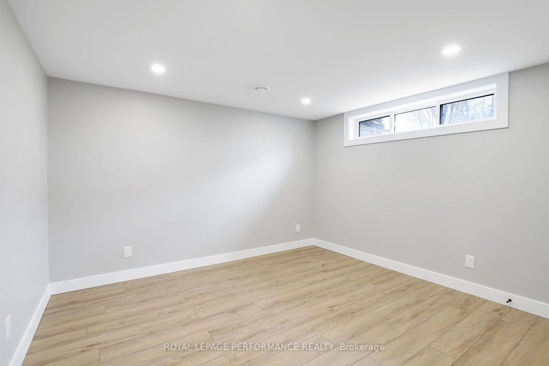 Photo 69 of 2320 Nerta Street, Ottawa, Hawthorne Meadows — HOMEH