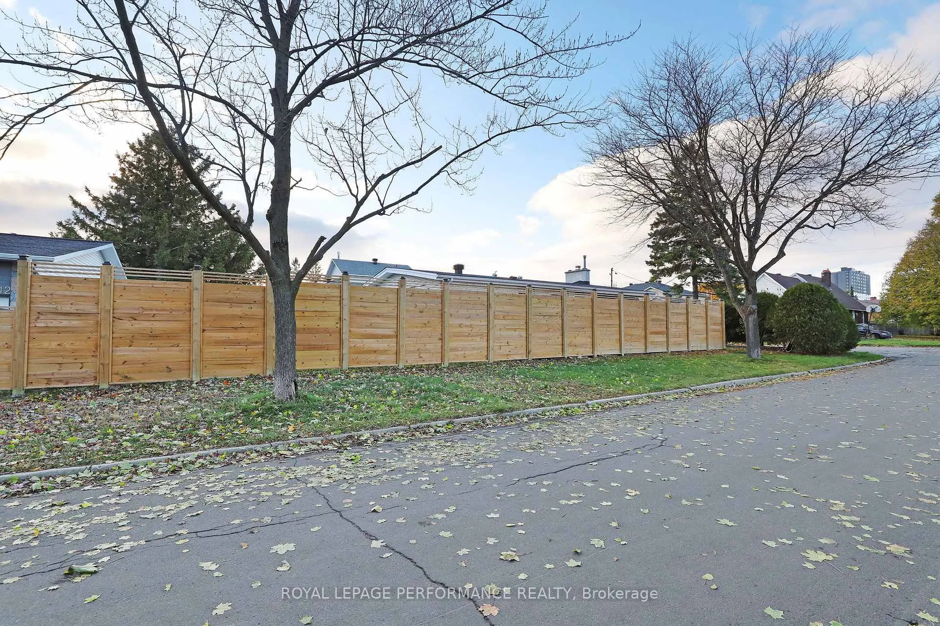 Photo 86 of 2320 Nerta Street, Ottawa, Hawthorne Meadows — HOMEH