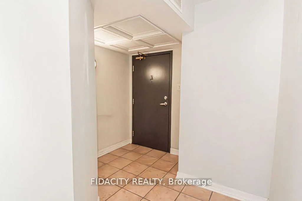 Photo 3 of Unit 5L, 310 Central Park Drive, Ottawa, Central Park — HOMEH