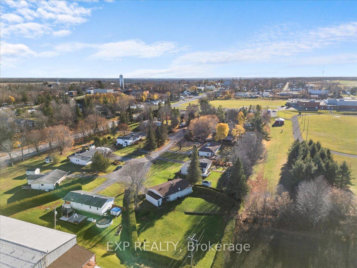 Photo 30 of 5 Hillview Circle, Champlain, Vankleek Hill — HOMEH