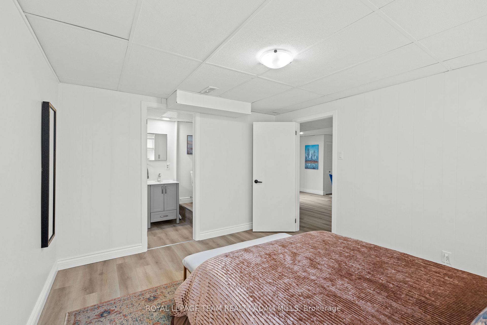 Photo 28 of 7 Elterwater Avenue, Ottawa, Crystal Beach — HOMEH