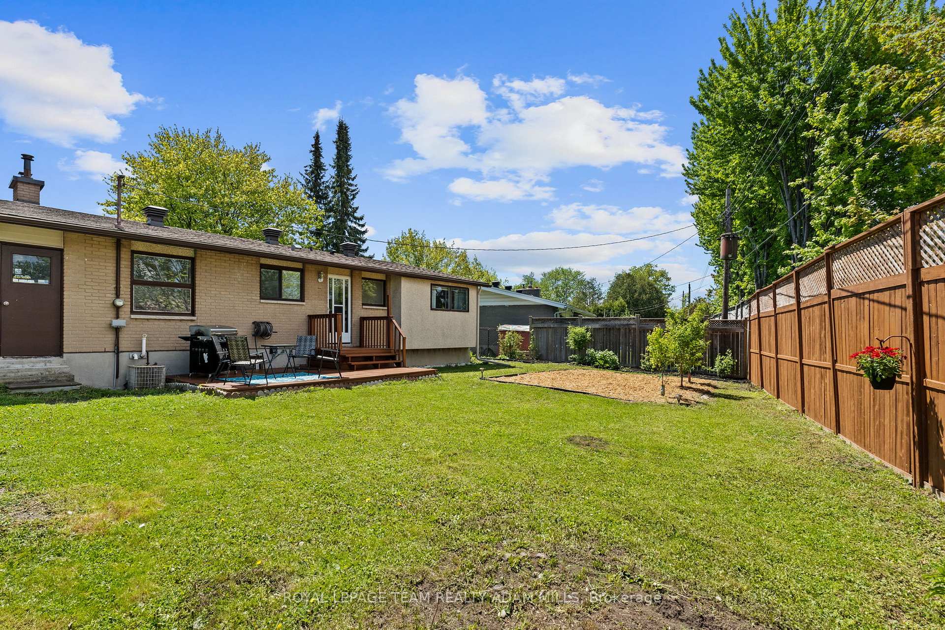 Photo 43 of 7 Elterwater Avenue, Ottawa, Crystal Beach — HOMEH