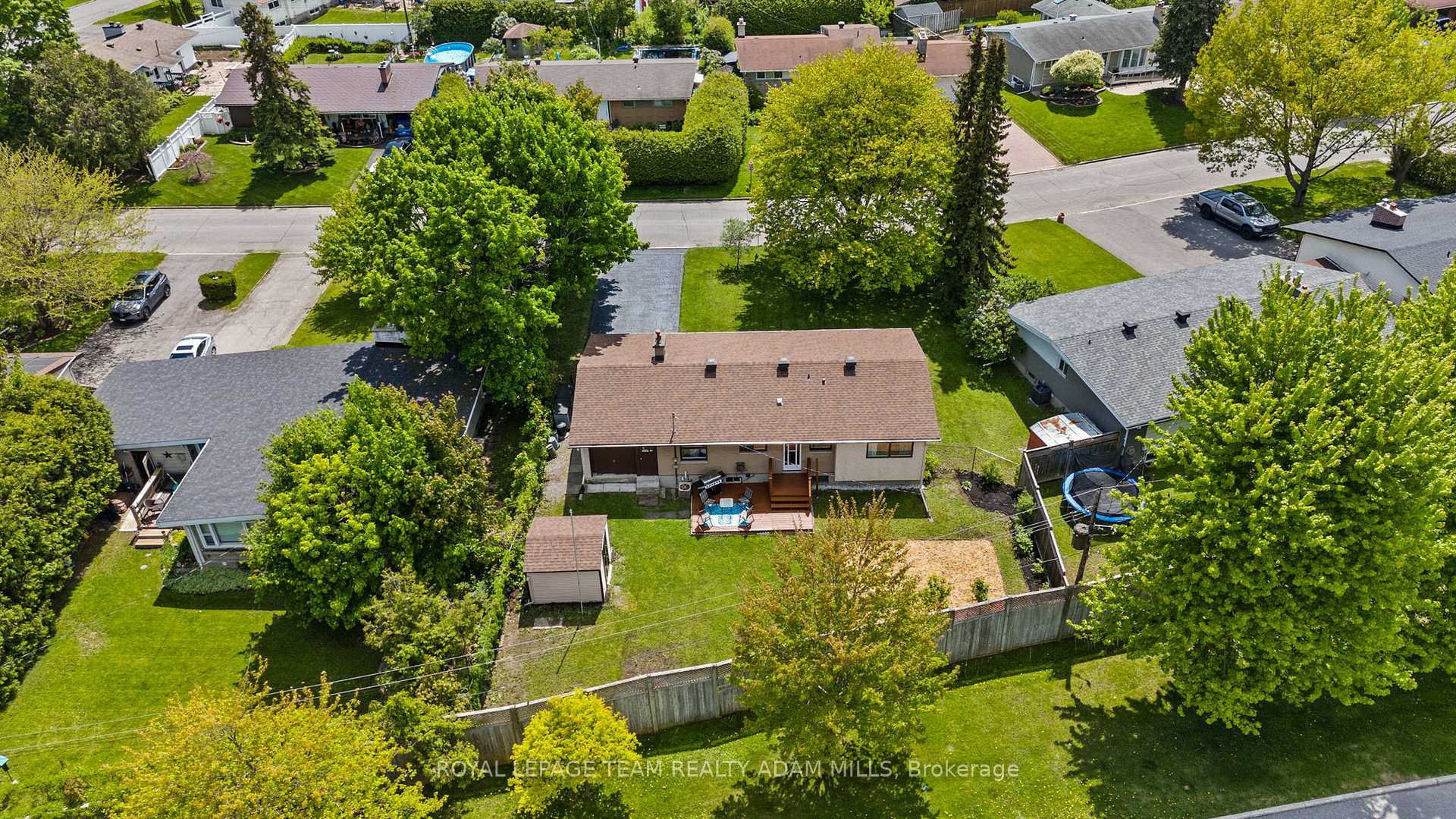 Photo 36 of 7 Elterwater Avenue, Ottawa, Crystal Beach — HOMEH