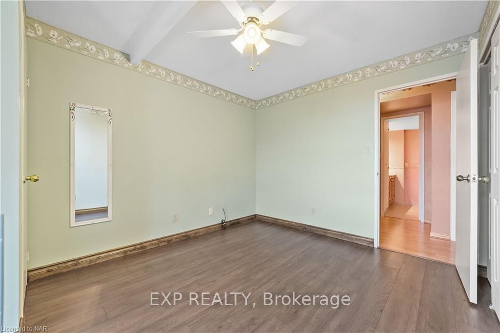 Photo 20 of Unit 305, 7 Gale Crescent, St. Catharines, E. Chester — HOMEH