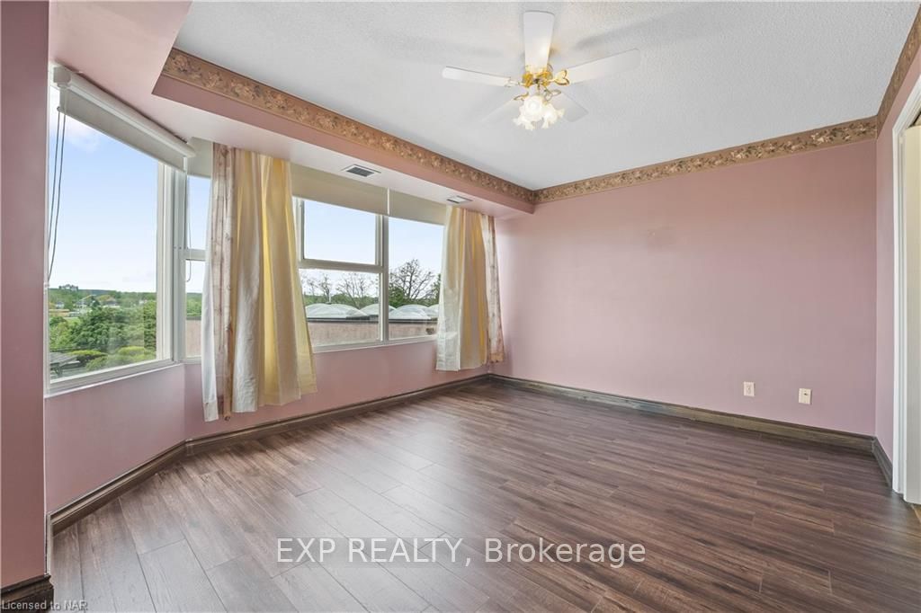 Photo 22 of Unit 305, 7 Gale Crescent, St. Catharines, E. Chester — HOMEH