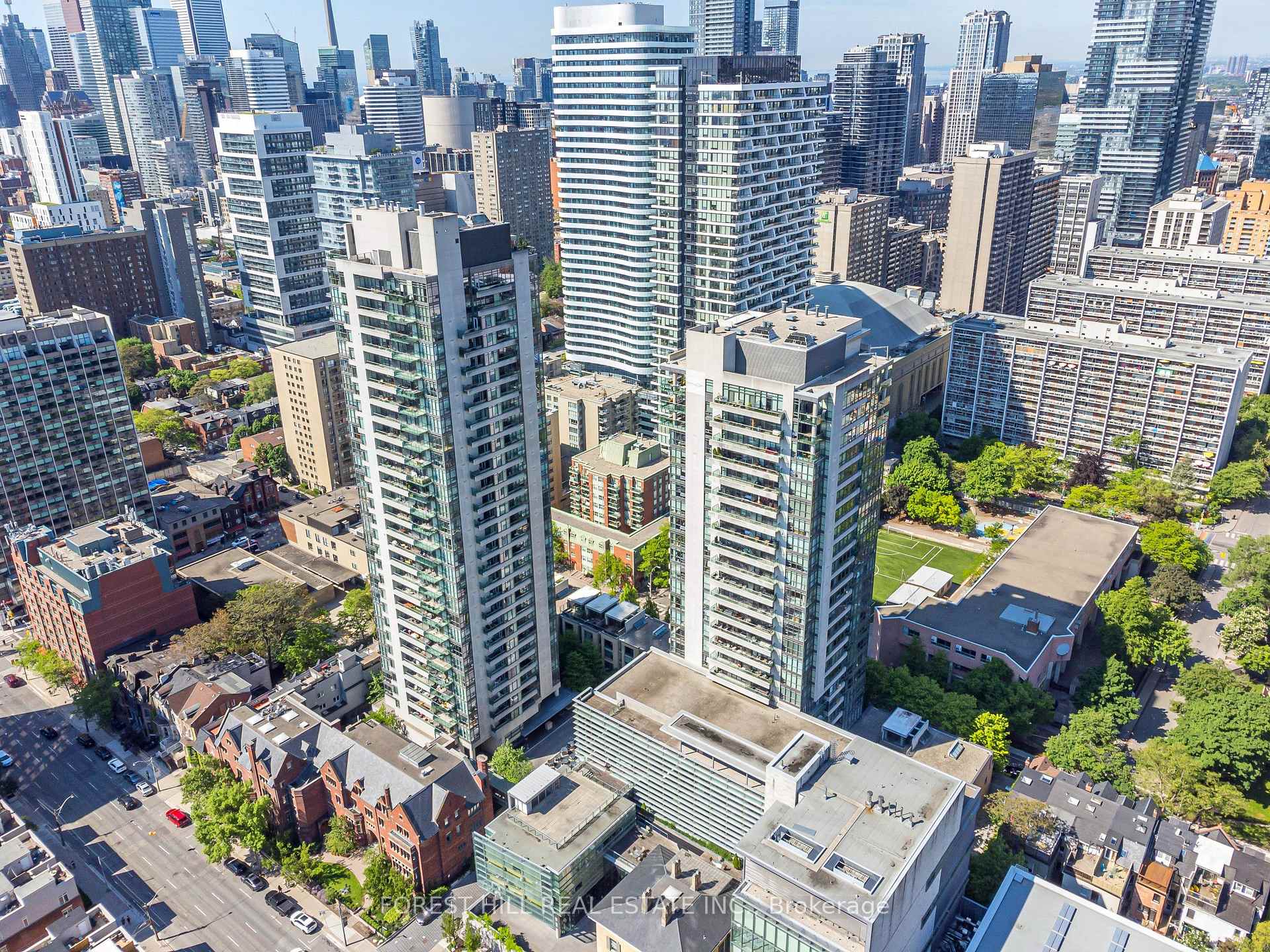 Photo 2 of Unit 605, 281 Mutual Street, Toronto, Church-Yonge Corridor — HOMEH