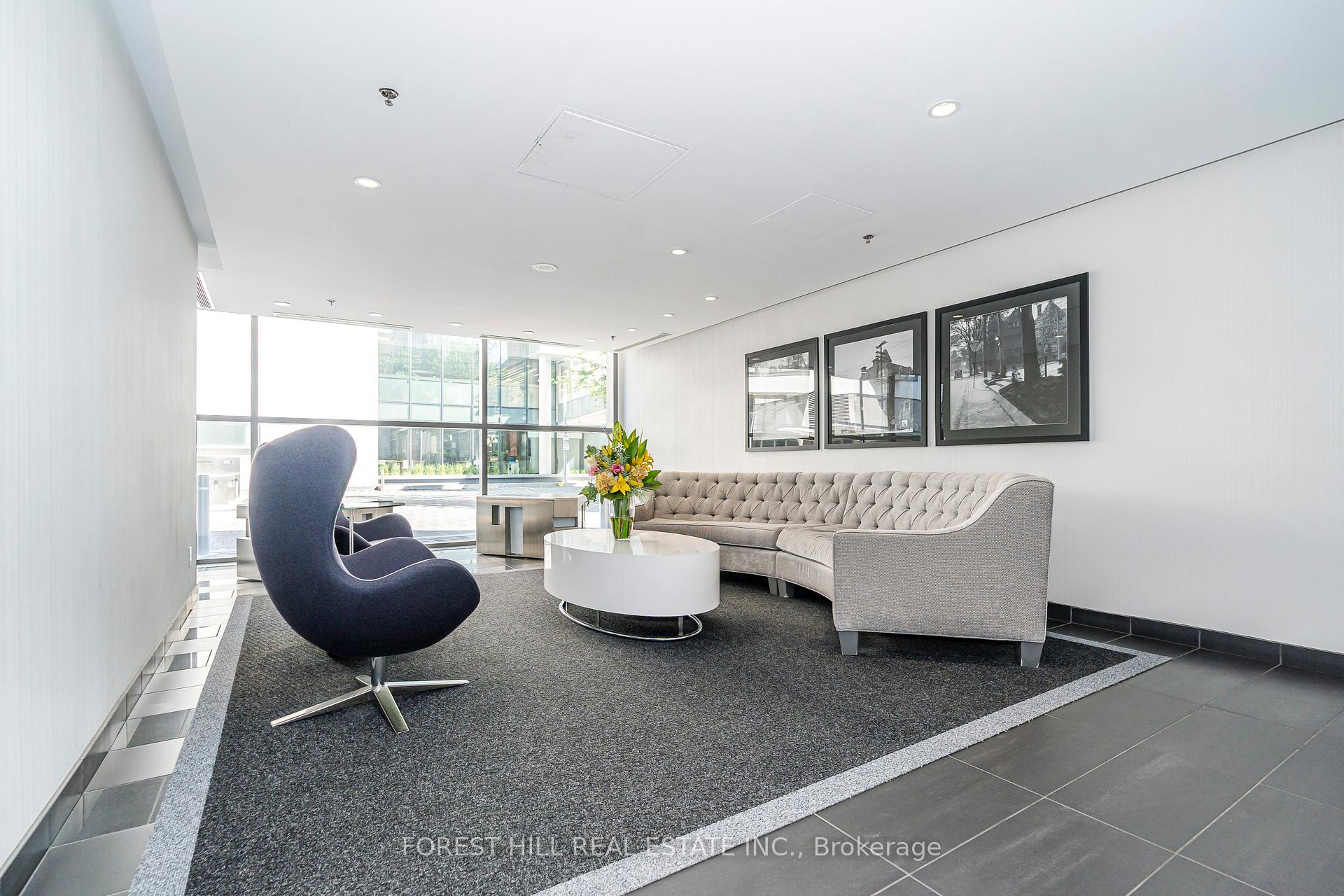 Photo 6 of Unit 605, 281 Mutual Street, Toronto, Church-Yonge Corridor — HOMEH