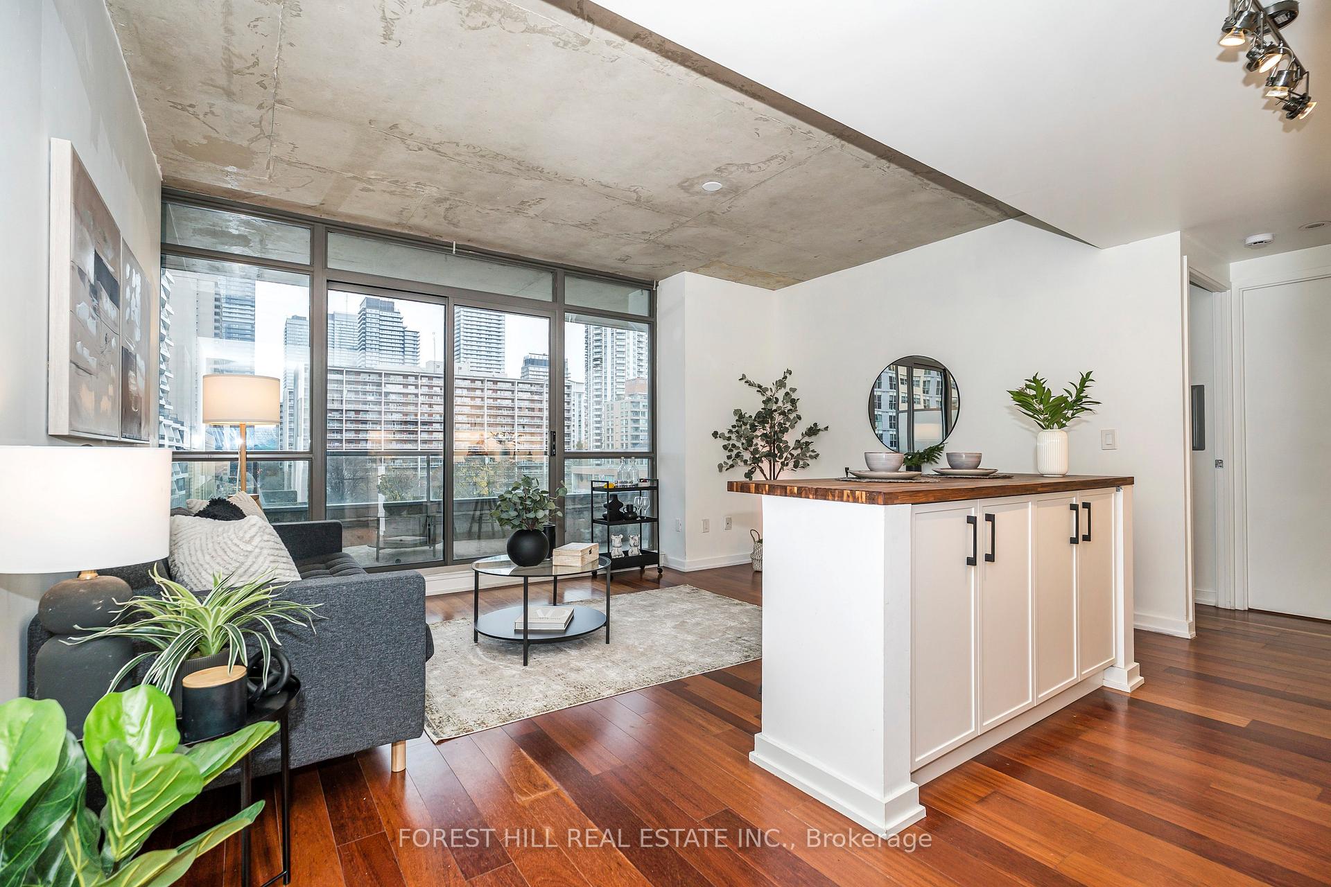 Photo 10 of Unit 605, 281 Mutual Street, Toronto, Church-Yonge Corridor — HOMEH