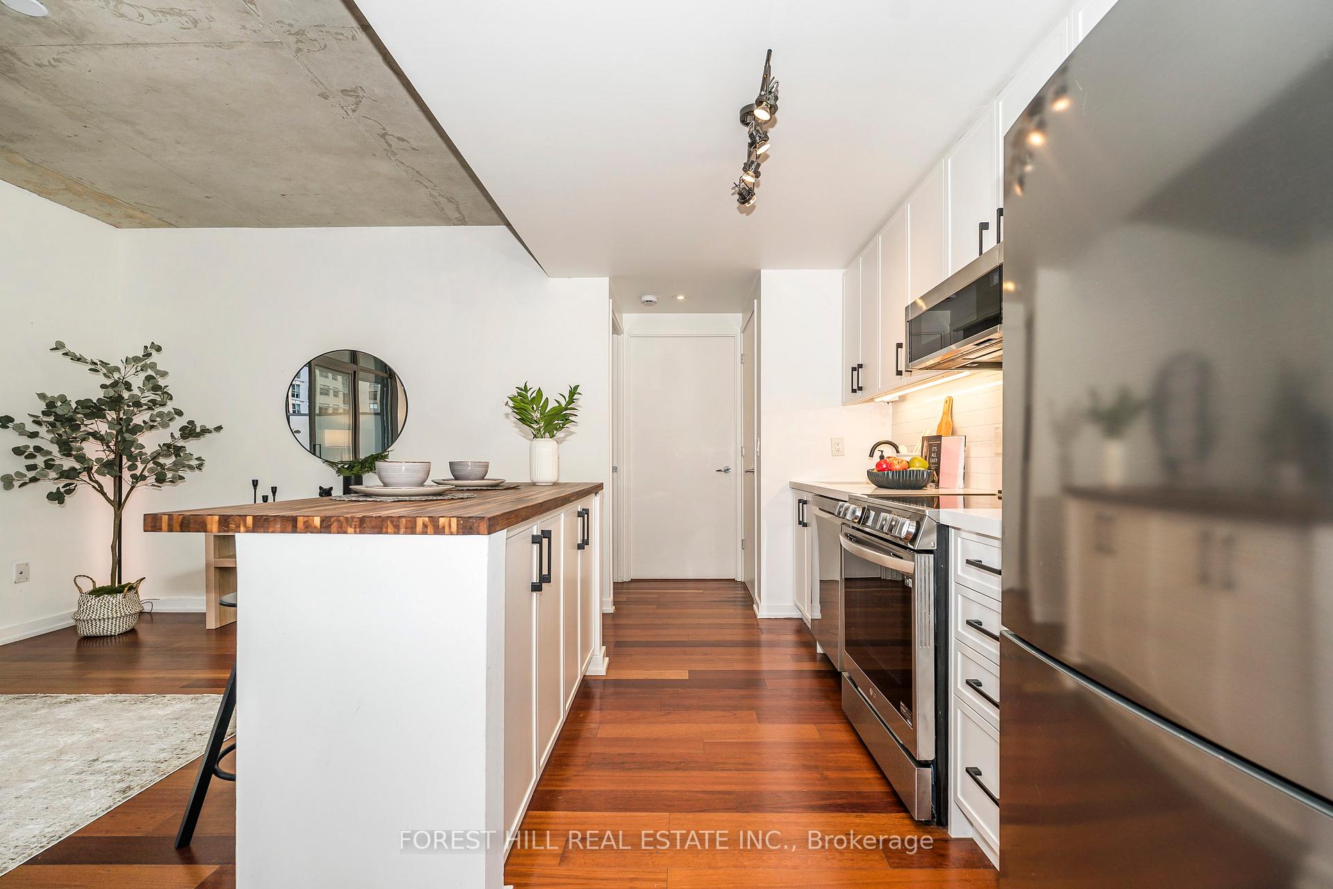 Photo 20 of Unit 605, 281 Mutual Street, Toronto, Church-Yonge Corridor — HOMEH