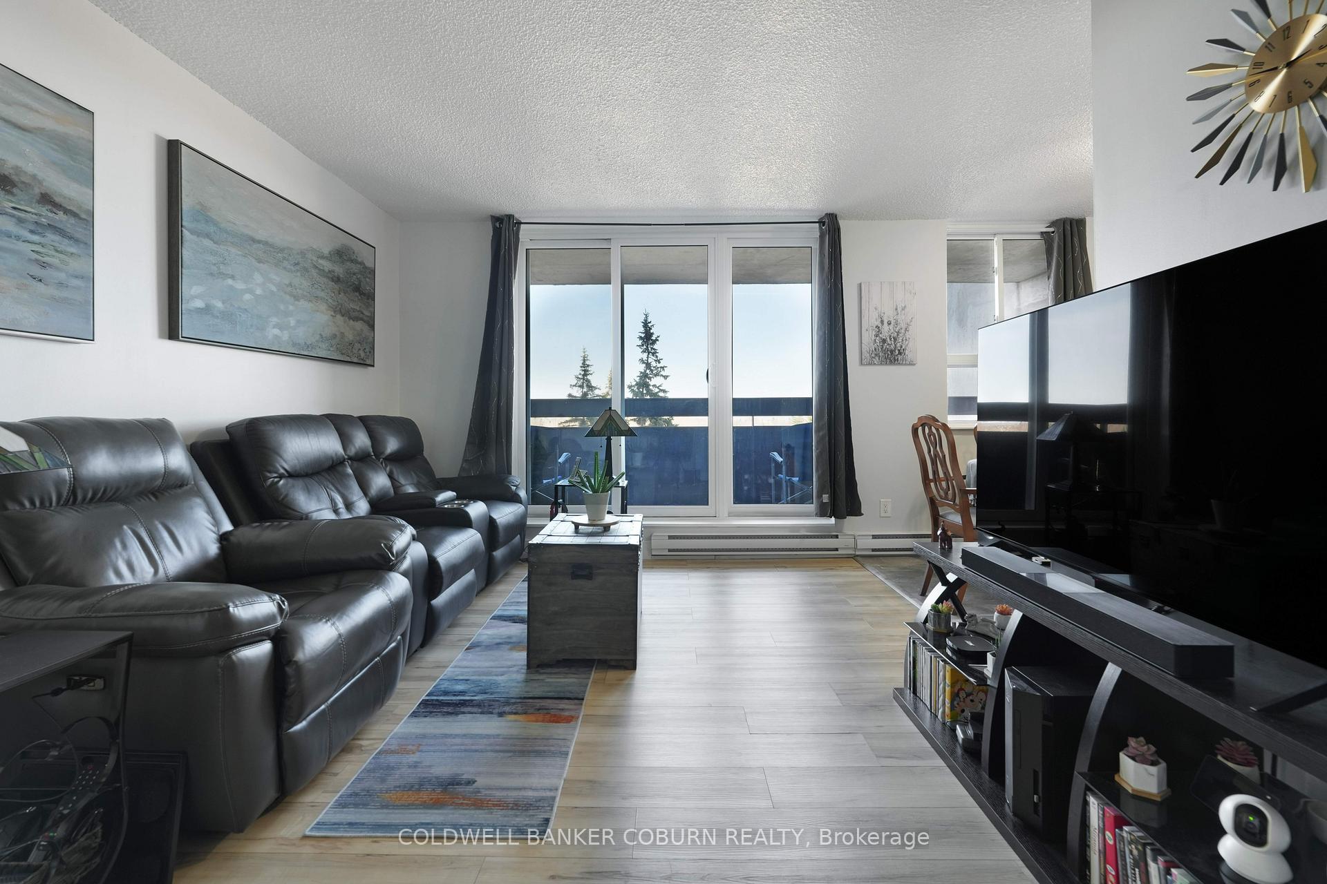 Photo 6 of Unit 614, 2020 Jasmine Crescent, Ottawa, Beacon Hill South — HOMEH