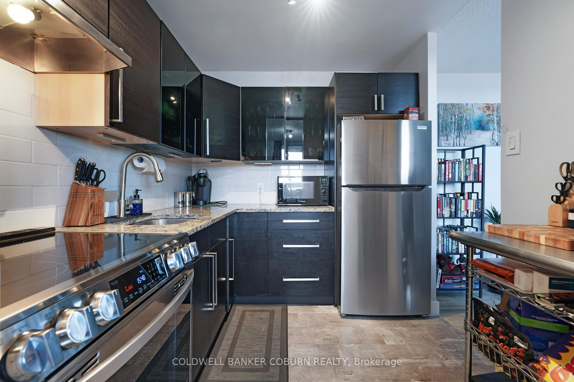 Photo 9 of Unit 614, 2020 Jasmine Crescent, Ottawa, Beacon Hill South — HOMEH
