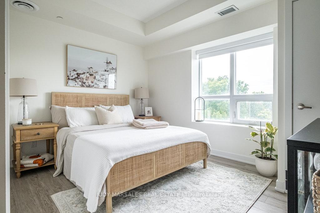 Photo 12 of Unit 510, 16 Markle Crescent, Hamilton, Ancaster — HOMEH