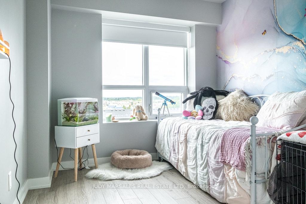 Photo 18 of Unit 510, 16 Markle Crescent, Hamilton, Ancaster — HOMEH
