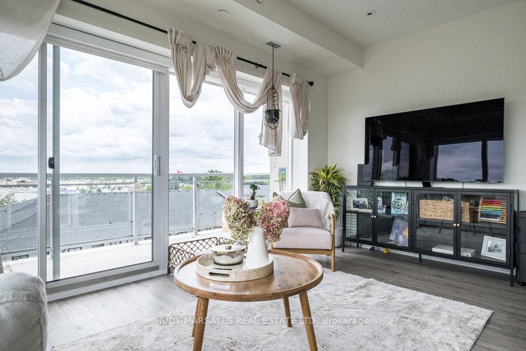 Photo 22 of Unit 510, 16 Markle Crescent, Hamilton, Ancaster — HOMEH