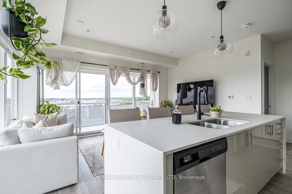Photo 26 of Unit 510, 16 Markle Crescent, Hamilton, Ancaster — HOMEH
