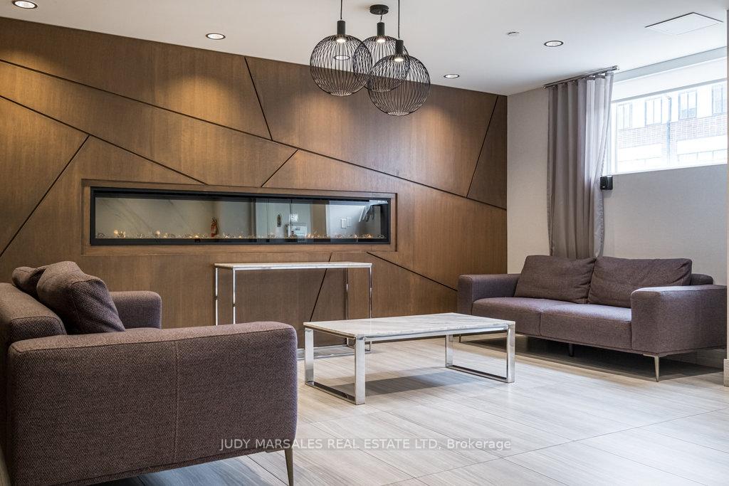 Photo 38 of Unit 510, 16 Markle Crescent, Hamilton, Ancaster — HOMEH