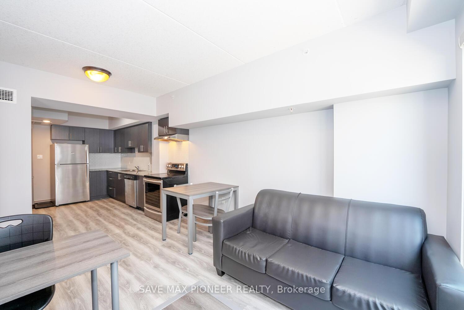 Photo 13 of Unit G215, 275 Larch Street, Waterloo, Lakeshore Village — HOMEH