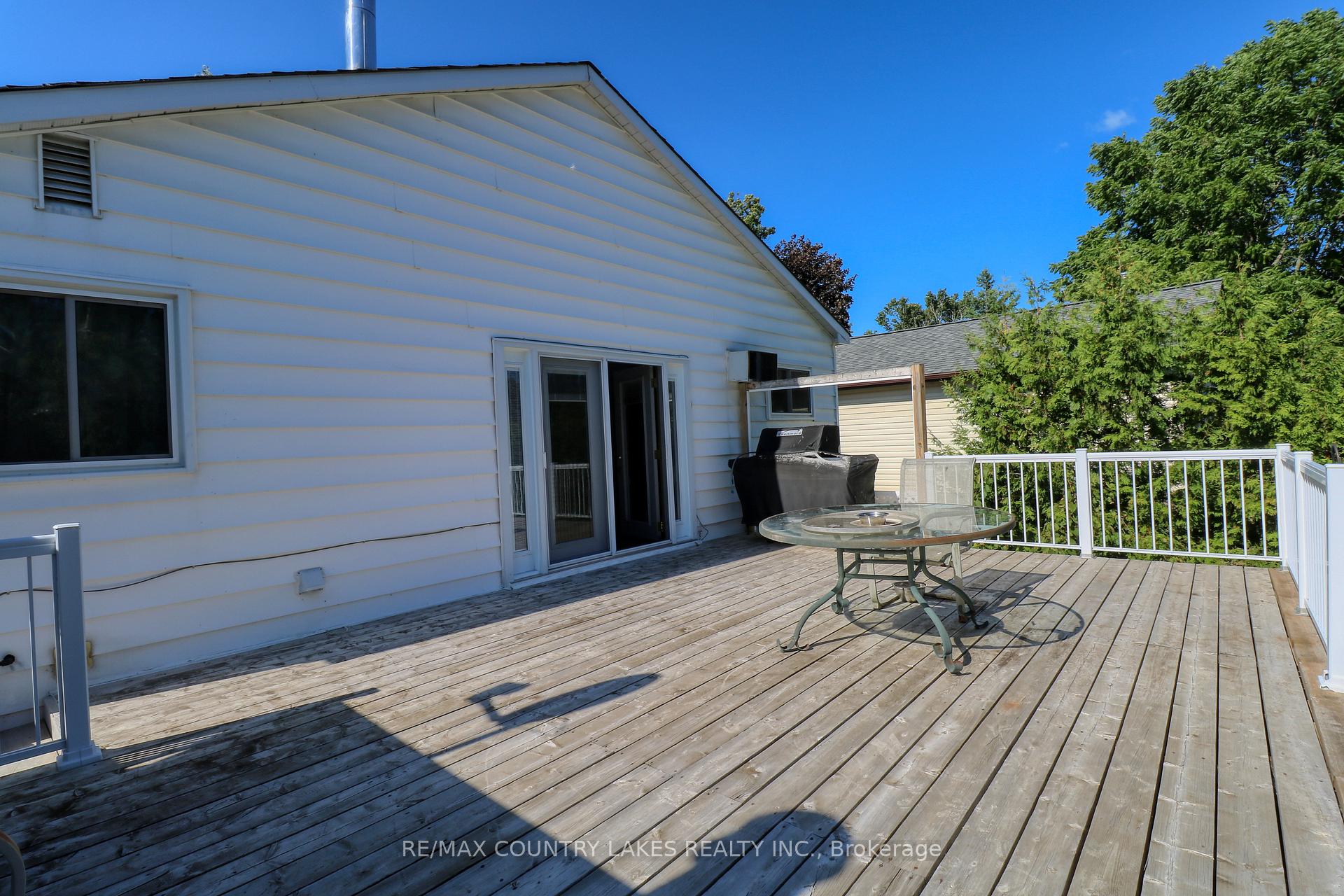 Photo 14 of 122 Victoria Avenue, Brock, Beaverton — HOMEH